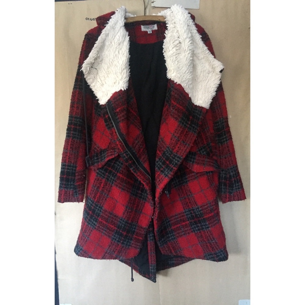 Asymmetrical coat - Picture 6 of 8